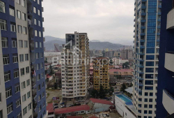 公寓 2-комн 40 m² - 尼科·皮罗斯马尼, Batumi