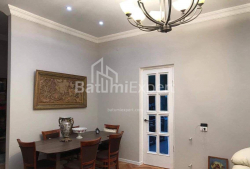 公寓 5-комн 115 m² - 尤里耶夫斯卡娅, Batumi