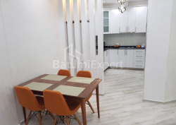公寓 3-комн 68 m² - 优素福·科巴拉泽, Batumi
