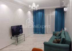 公寓 3-комн 68 m² - 优素福·科巴拉泽, Batumi
