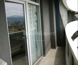 公寓 1-комн 28 m² - 优素福·科巴拉泽, Batumi