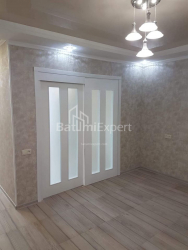 公寓 2-комн 44 m² - 优素福·科巴拉泽, Batumi