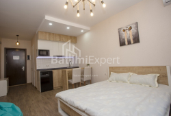 公寓 1-комн 27 m² - 治安官 Khimshiashvili, Batumi
