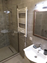 公寓 33 平方米的公寓 - 沙尔瓦·伊纳萨里泽, 巴统, 佐治亚州。