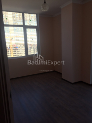 公寓 3-комн 76 m² - 尼科·皮罗斯马尼, Batumi