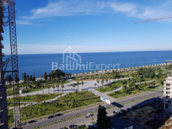 公寓 3-комн 55.7 m² - 莱赫和玛丽亚·卡钦斯基, Batumi
