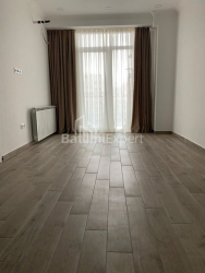 公寓 2-комн 48 m² - 祖拉巴戈尔吉拉泽, Batumi
