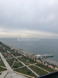 公寓 30 平方米的公寓 - 治安官 Khimshiashvili, Batumi, 佐治亚州。