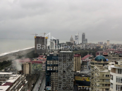 公寓 30.4 平方米的公寓 - 治安官 Khimshiashvili, Batumi, 佐治亚州。
