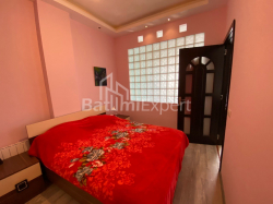 公寓 60 平方米的公寓 - 治安官 Khimshiashvili, Batumi, 佐治亚州。
