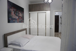 公寓 2-комн 47 m² - 祖拉巴戈尔吉拉泽, Batumi