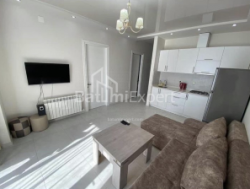 公寓 3-комн 61 m² - 尼科·皮罗斯马尼, Batumi