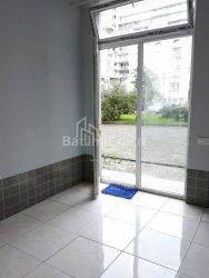 零售区域 50 m² - 治安官 Khimshiashvili, Batumi