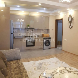 公寓 3-комн 85 m² - Ekvtime Takaishvili, Batumi