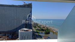 公寓 32 平方米的公寓 - 谢里夫·希姆希阿什维利, 巴统, 佐治亚州。