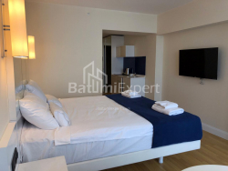 公寓 1-комн 30 m² - 治安官 Khimshiashvili, Batumi
