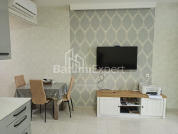 公寓 2-комн 50 m² - Vakhtang Gorgasali, Batumi
