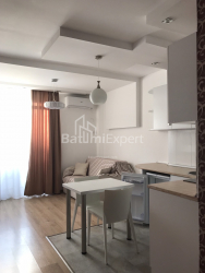 公寓 2-комн 40 m² - 优素福·科巴拉泽, Batumi