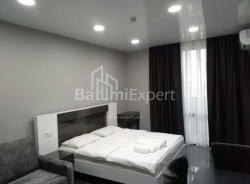 公寓 1-комн 35.7 m² - 英雄巷, Batumi