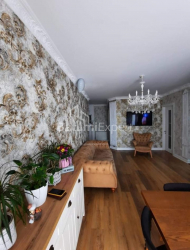 公寓 3-комн 70 m² - 尼科·皮罗斯马尼, Batumi