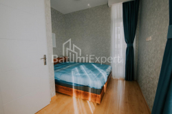 公寓 2-комн 72 m² - 治安官 Khimshiashvili, Batumi