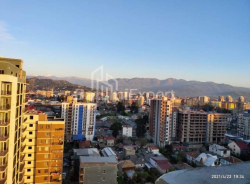 公寓 3-комн 79.3 m² - 拉多·古迪亚什维利, Batumi