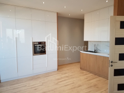 公寓 2-комн 59.5 m² - 治安官 Khimshiashvili, Batumi