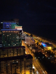 公寓 30 平方米的公寓 - 治安官 Khimshiashvili, Batumi, 佐治亚州。