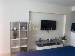 公寓 1-комн 30 m² - 治安官 Khimshiashvili, Batumi
