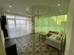 公寓 3-комн 74 m² - 祖拉巴戈尔吉拉泽, Batumi