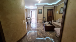 公寓 3-комн 90 m² - 康斯坦丁·加姆萨库迪亚, Batumi