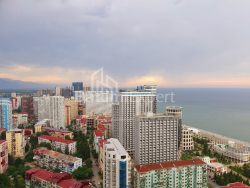 公寓 30 平方米的公寓 - 治安官 Khimshiashvili, Batumi, 佐治亚州。