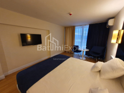 公寓 1-комн 30 m² - 治安官 Khimshiashvili, Batumi