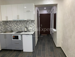 公寓 1-комн 28 m² - 治安官 Khimshiashvili, Batumi