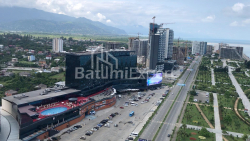 公寓 28 平方米的公寓 - 治安官 Khimshiashvili, Batumi, 佐治亚州。