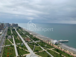 公寓 28 平方米的公寓 - 治安官 Khimshiashvili, Batumi, 佐治亚州。