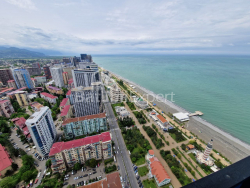 公寓 78 平方米的公寓 - 治安官 Khimshiashvili, Batumi, 佐治亚州。