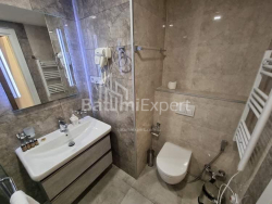 公寓 1-комн 30 m² - 治安官 Khimshiashvili, Batumi