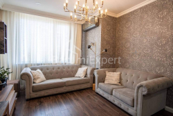 公寓 3-комн 90 m² - 尼科·皮罗斯马尼, Batumi