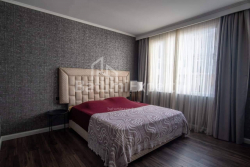 公寓 3-комн 90 m² - 尼科·皮罗斯马尼, Batumi