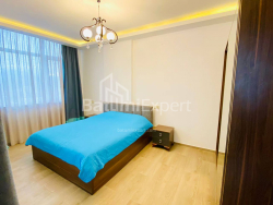 公寓 3-комн 57 m² - 尼科·皮罗斯马尼, Batumi