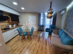 公寓 2-комн 42 m² - 尼科·皮罗斯马尼, Batumi