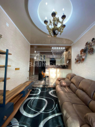 公寓 3-комн 60 m² - 英雄巷, Batumi