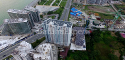 公寓 33 平方米的公寓 - 莱赫和玛丽亚·卡钦斯基, Batumi, 佐治亚州。