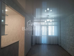 公寓 2-комн 46 m² - 尼科·皮罗斯马尼, Batumi