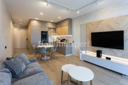 公寓 3-комн 70 m² - 莱赫和玛丽亚·卡钦斯基, Batumi