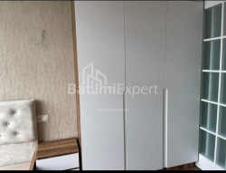 公寓 3-комн 75 m² - 沙尔瓦·伊纳萨里泽, Batumi