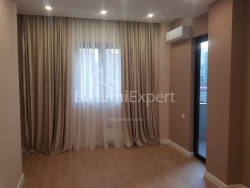 公寓 4-комн 100 m² - 祖拉巴戈尔吉拉泽, Batumi