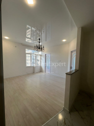公寓 3-комн 63 m² - 沙尔瓦·伊纳萨里泽, Batumi