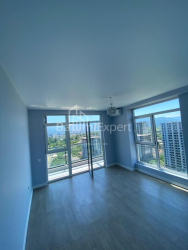 公寓 4-комн 121 m² - 莱赫和玛丽亚·卡钦斯基, Batumi
